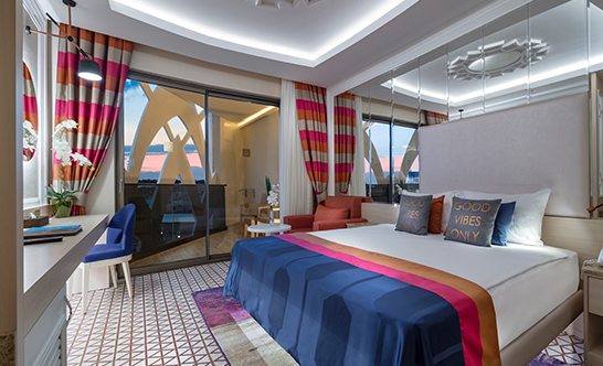 Perla Balayı Suit
